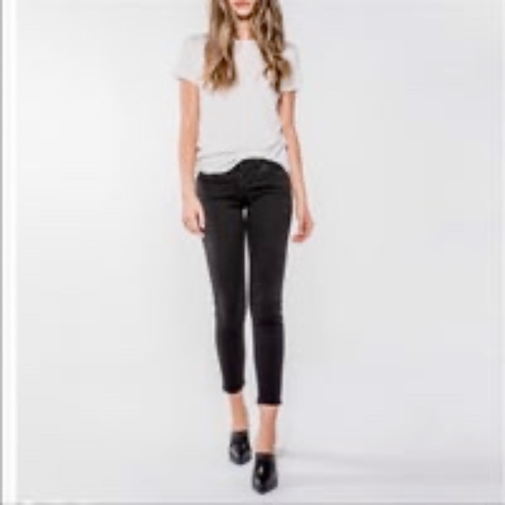 🎆Silver Suki ankle skinny black jeans size 27
